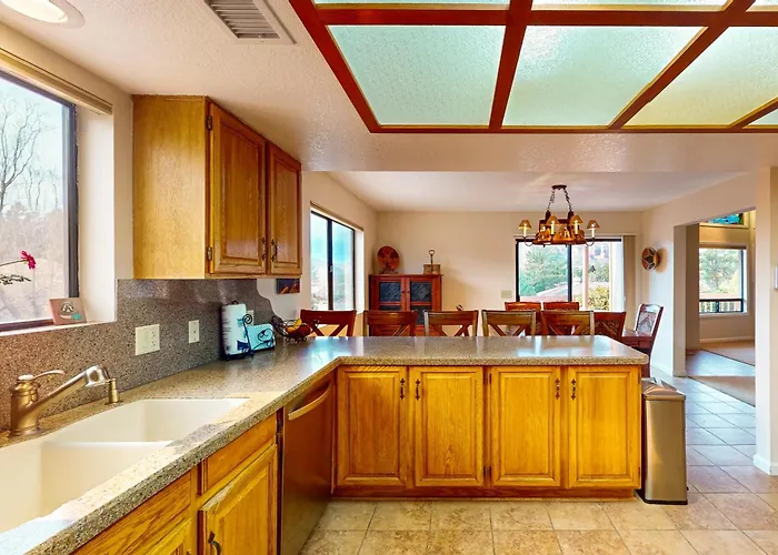 Broken Arrow Retreat Holiday home *