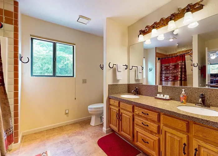 Holiday home Broken Arrow Retreat